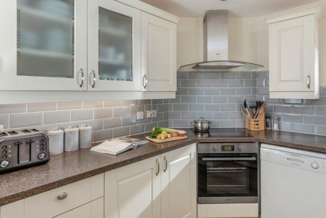 Chapel Downs House - Kitchen amenities